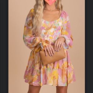 Groovy Long sleeve mini dress, summer time/flowy, size small from a boutique